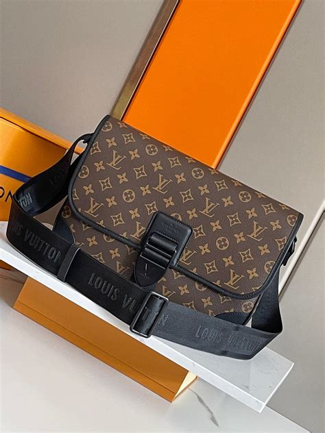 túi nam louis vuitton chính hãng|túi xách Louis Vuitton.